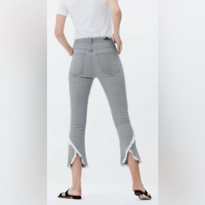 NWOT Citizens of Humanity - Size 27 grey Drew Fray high rise flare in Ash. $238